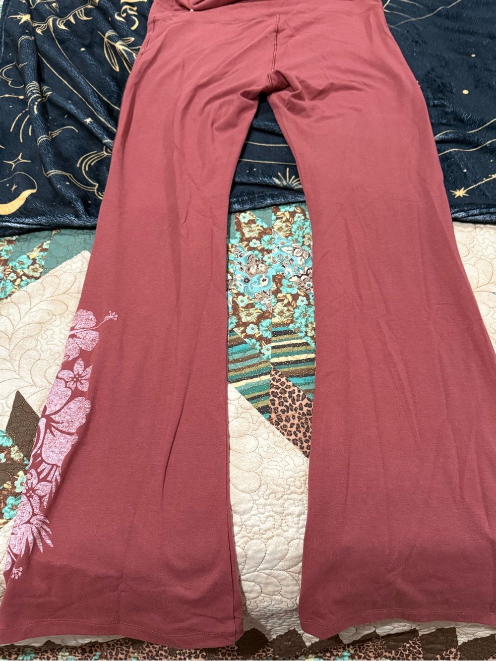 PINK Victoria's Secret Cotton Foldover Flare Leggings clay floral diamante L - Picture 9 of 10